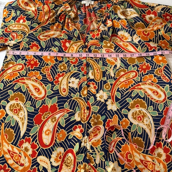 Umgee Paisley Blouse Ruffle Neck Long Sleeve Gold/Navy Satin-like Women’s Medium - Picture 5 of 11